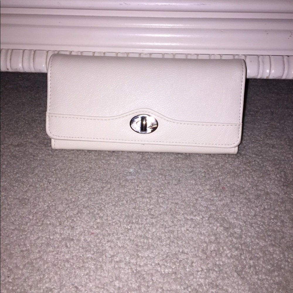 Off white wallet